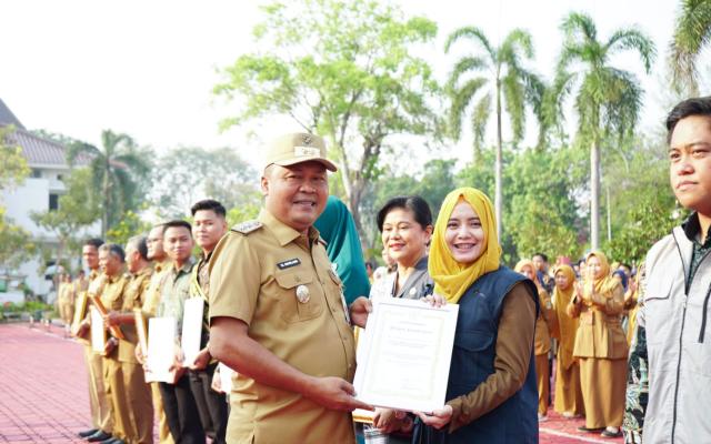 Harganas ke-33 di Karawang, Wabup Maslani Tekankan Peran Ayah dalam Pengasuhan Anak