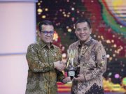 Pemkab Karawang Raih Warta Kota Awards 2026, Aep Syaepuloh Terima Penghargaan Tata Kelola Pemerintahan