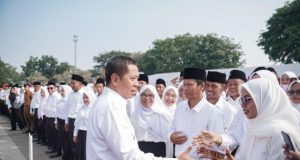 2.251 Anggota BPD di Karawang Dilantik, Bupati Aep Tekankan Pengawasan Anggaran Desa